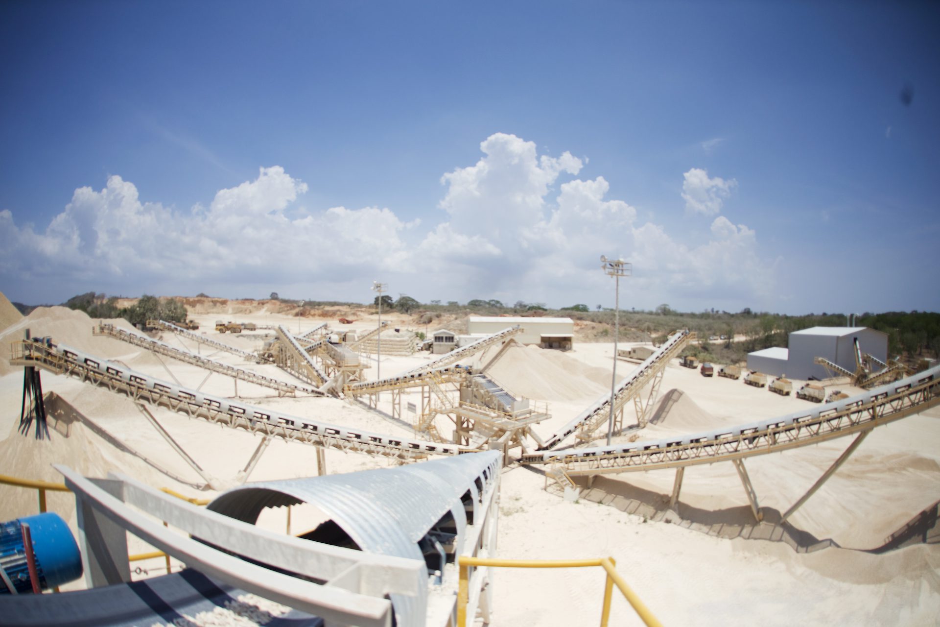 Base y sub-base para vías